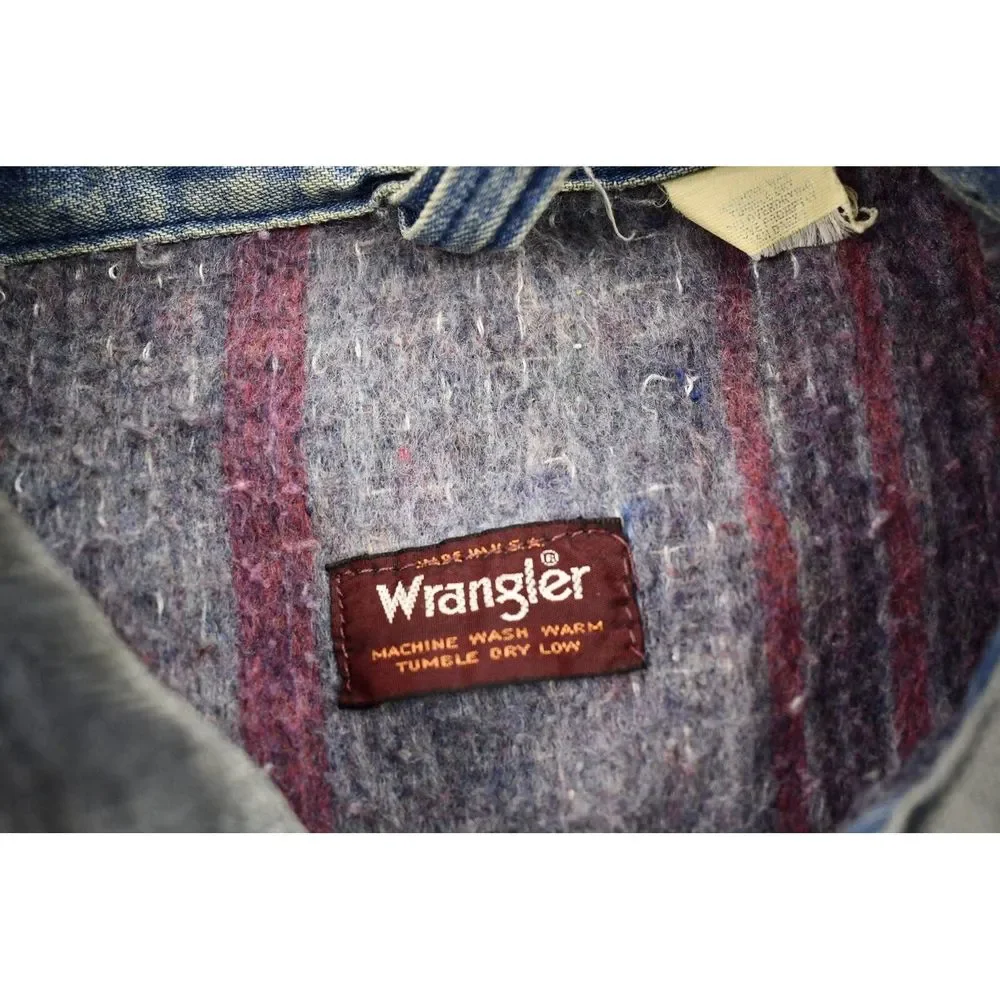 Vintage 1960s Wrangler Denim Jean Chore Coat / Distressed / Made In USA / True V - Picture 7 of 7